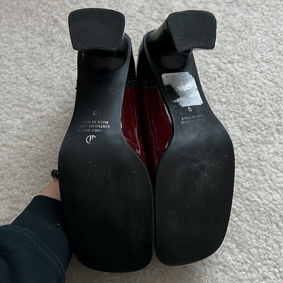 Women's Black and Burgundy Heels - Picture 6 of 7